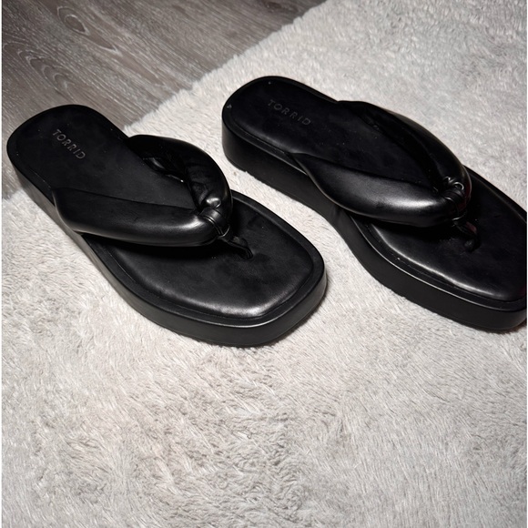 Black Torrid Sandals - Picture 4 of 4